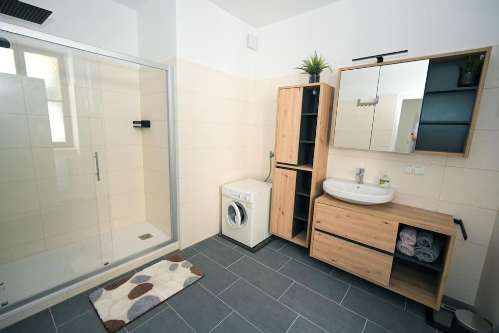 Perfect Apartment Near @ City-Center เวียนนา ภายนอก รูปภาพ